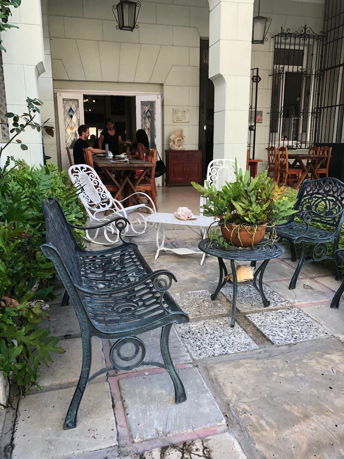 Gusto Havana Italian Restaurant