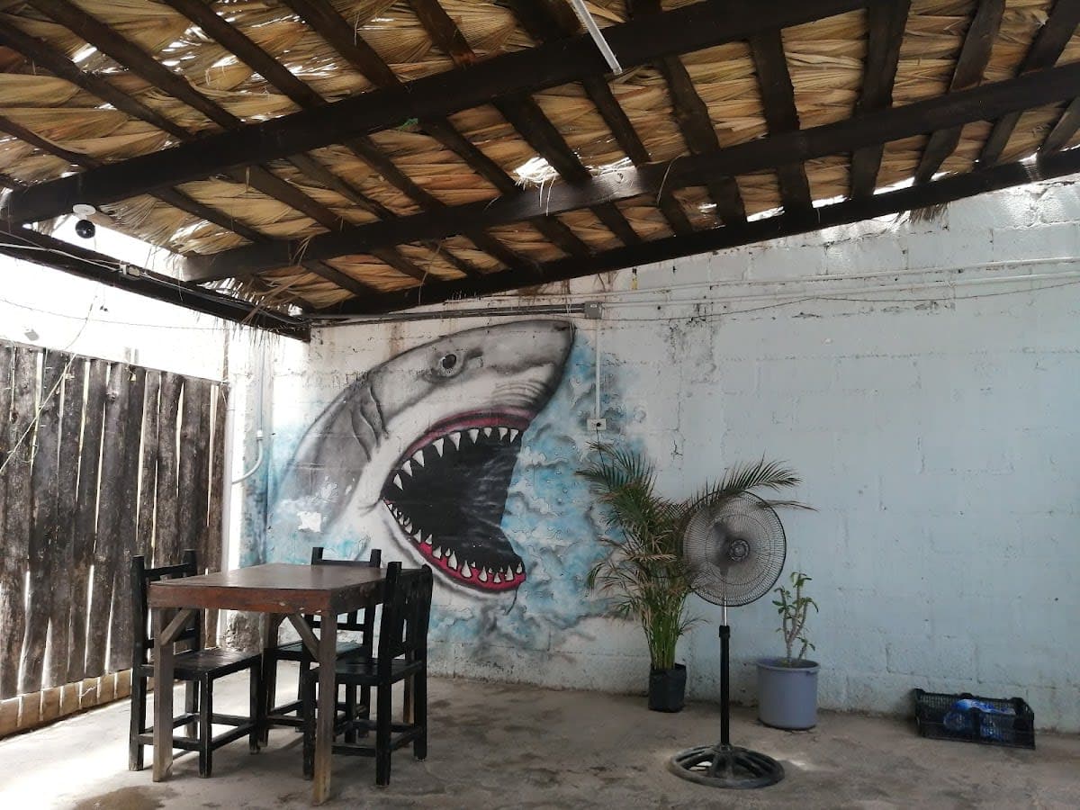 La Bahia Cocteles & Mariscos
