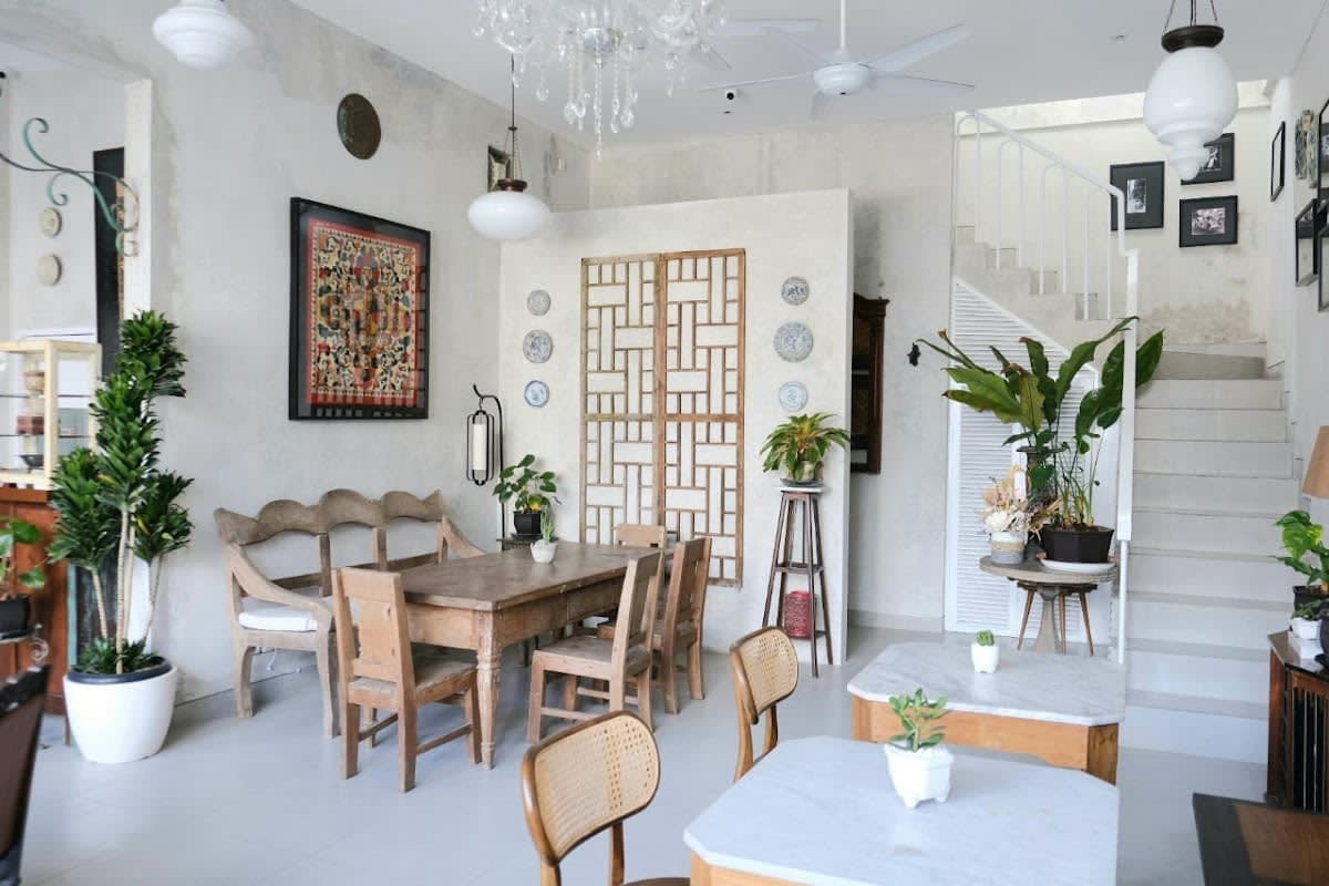 Anaga Restaurant, Authentic Thai Cuisine
