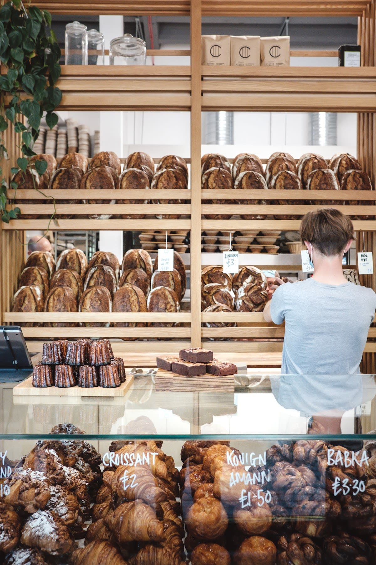 Farro Bakery