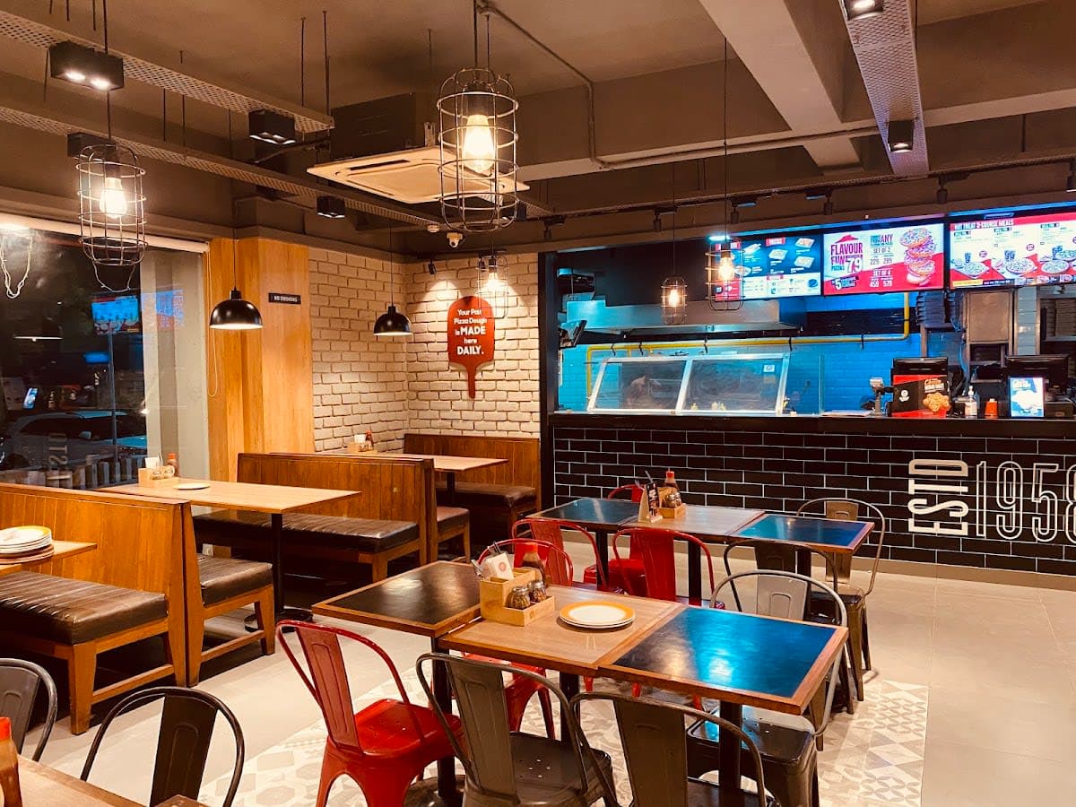 Pizza Hut | Prahlad Nagar, Ahmedabad