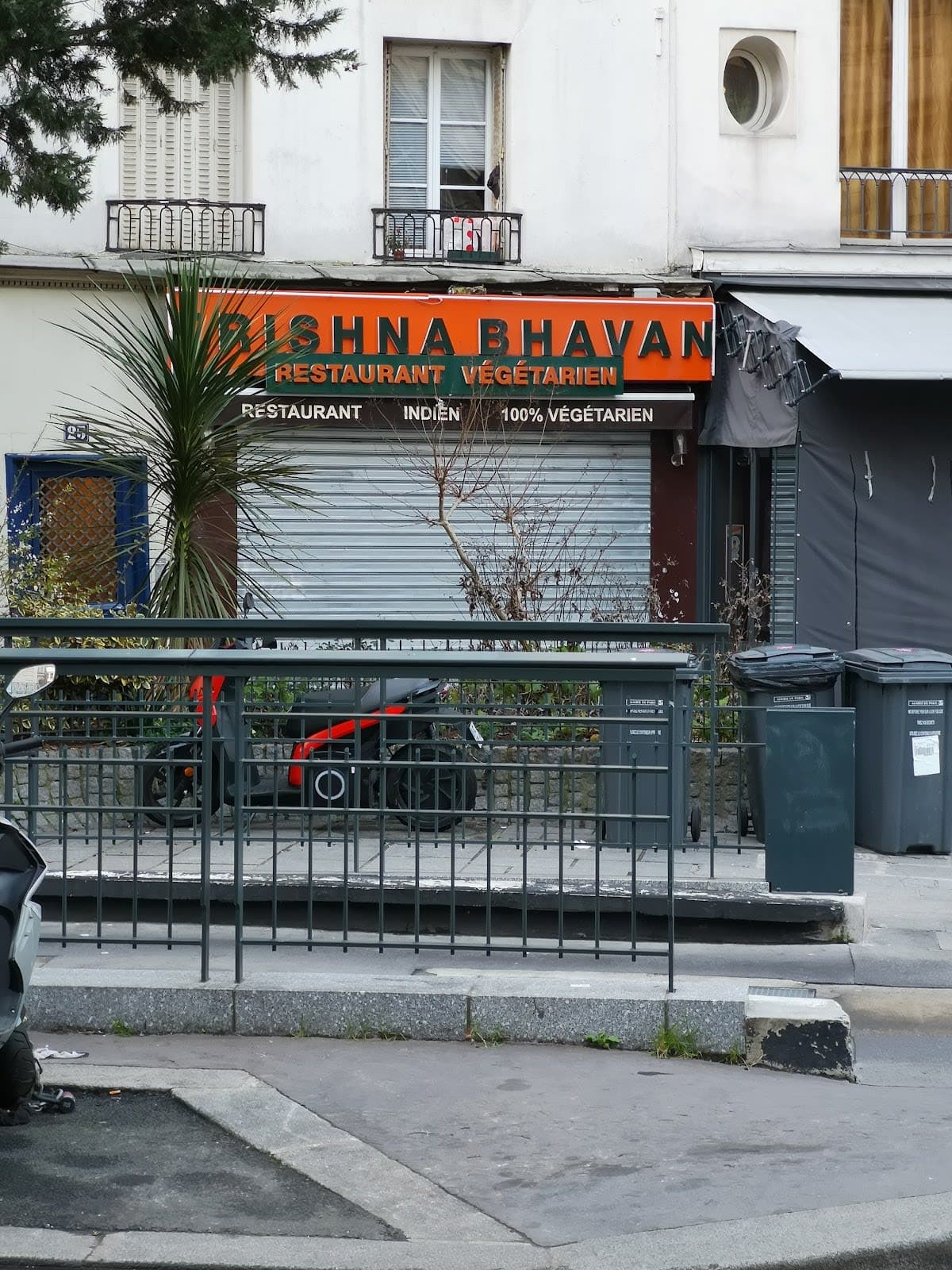Restaurant Krishna Bhavan 100 Veg