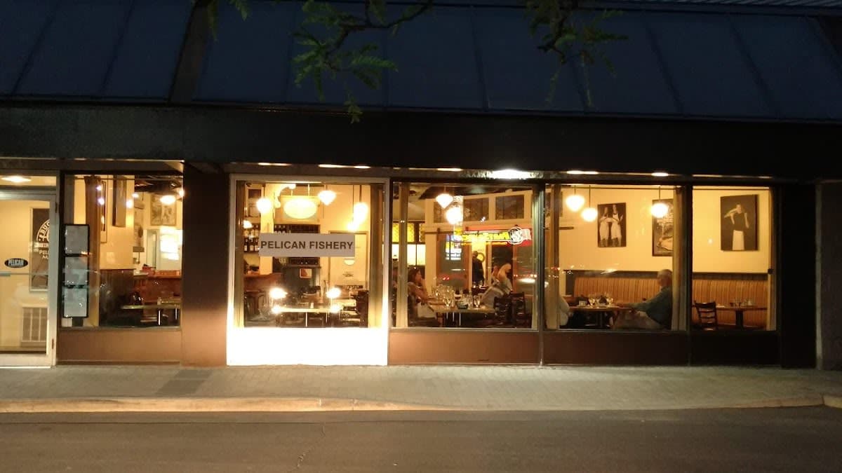 Pelican Seafood Market & Grill